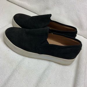 Steve Madden Gills Sneaker